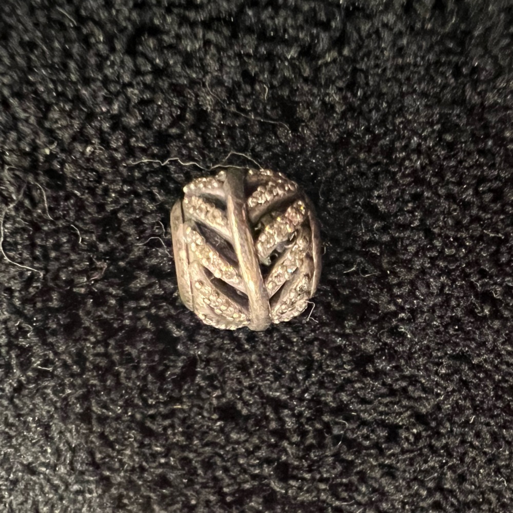 Pandora Tropical Palm Leaf Charm